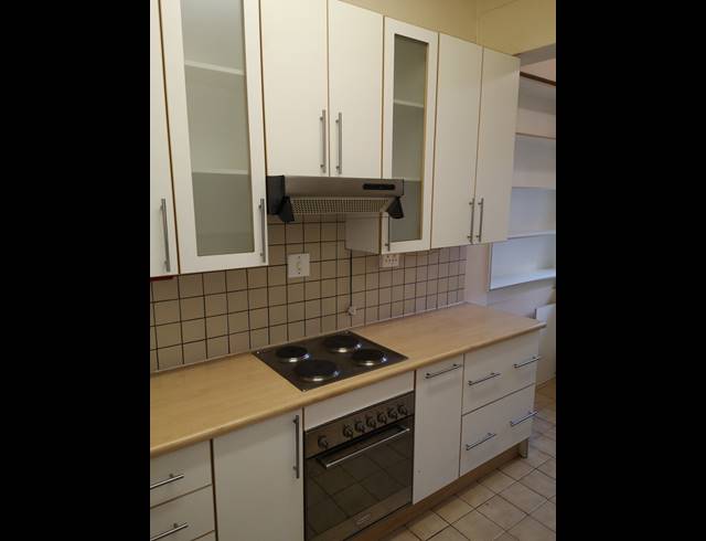 1 BEDROOM APARTMENT FOR SALE IN EMMARENTIA